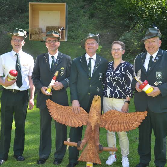 Königsfamilie beim Schützenfest (Beispielbild)